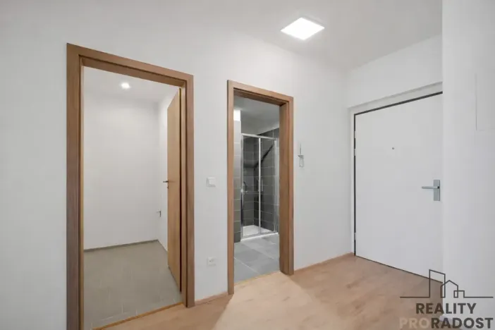 Pronájem bytu 2+kk, Pardubice, Nová Tesla, 62 m2