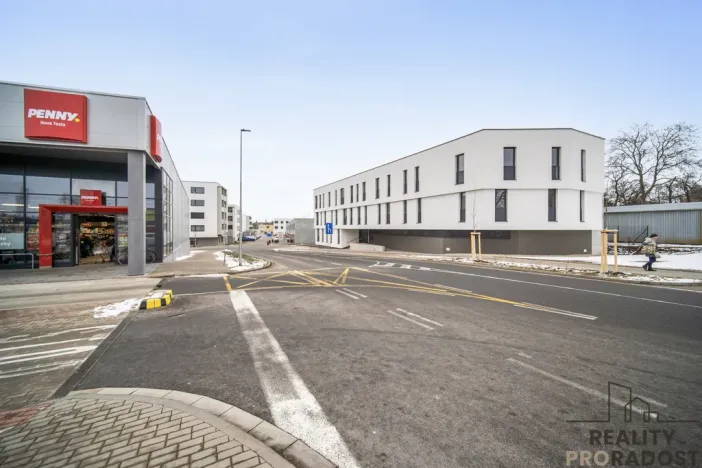 Pronájem bytu 2+kk, Pardubice, Nová Tesla, 62 m2