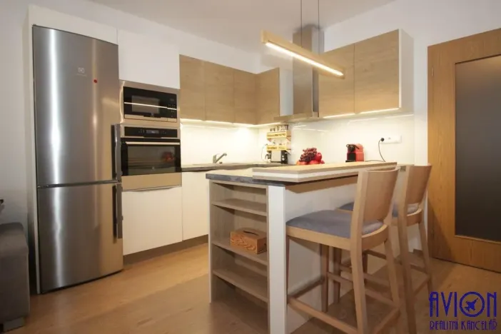 Pronájem bytu 3+kk, Praha - Libeň, Březenská, 90 m2