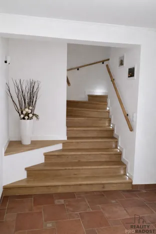 Prodej rodinného domu, Jesenice, Vestecká, 369 m2