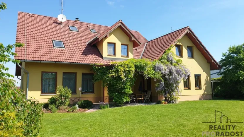 Prodej rodinného domu, Jesenice, Vestecká, 369 m2