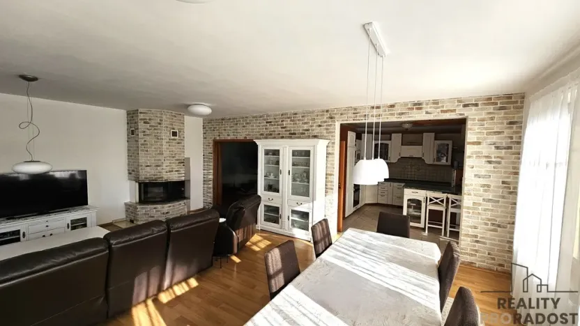 Prodej rodinného domu, Jesenice, Vestecká, 369 m2