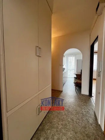 Pronájem bytu 2+1, Jindřichův Hradec, sídliště U Nádraží, 49 m2