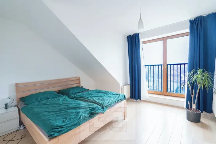 Pronájem bytu 2+kk, Praha - Dolní Chabry, U jízdárny, 81 m2