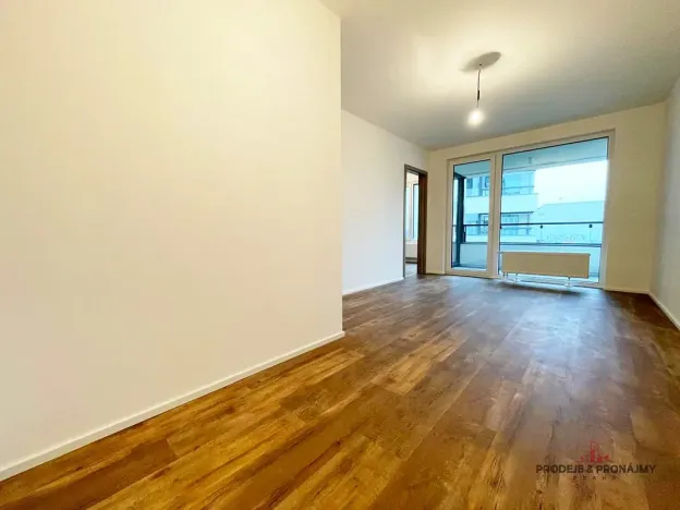 Pronájem bytu 2+kk, Praha, Plzeňská, 63 m2
