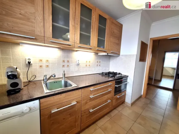 Pronájem bytu 2+1, Praha - Břevnov, Anastázova, 47 m2