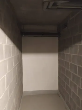 Pronájem skladu, Praha - Smíchov, Holečkova, 4 m2