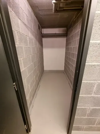 Pronájem skladu, Praha - Smíchov, Holečkova, 4 m2