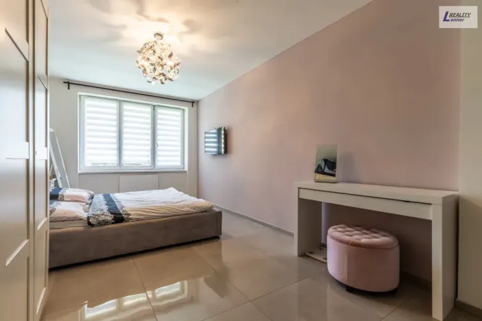 Pronájem bytu 2+kk, Hořovice, 1. máje, 54 m2