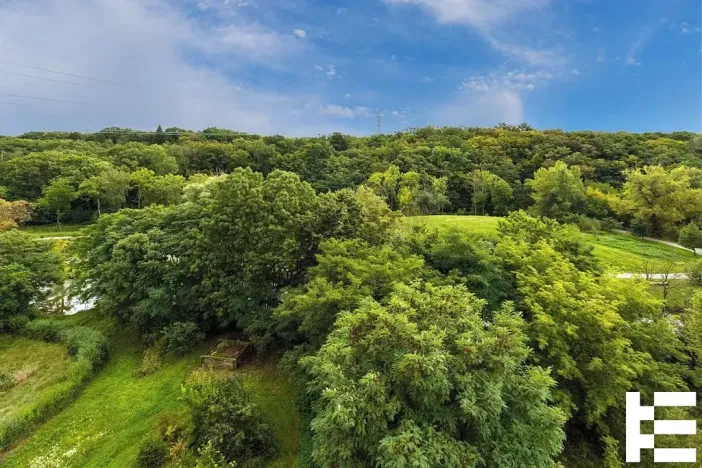 Pronájem bytu 3+kk, Praha - Hloubětín, Nademlejnská, 92 m2