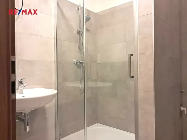 Pronájem - jiné, Praha - Hlubočepy, Fabiánové, 63 m2