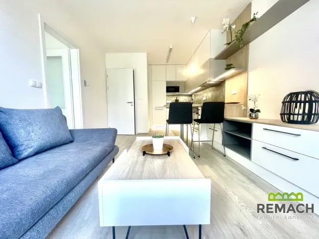 Pronájem bytu 2+kk, Brno, Líšeňská, 45 m2