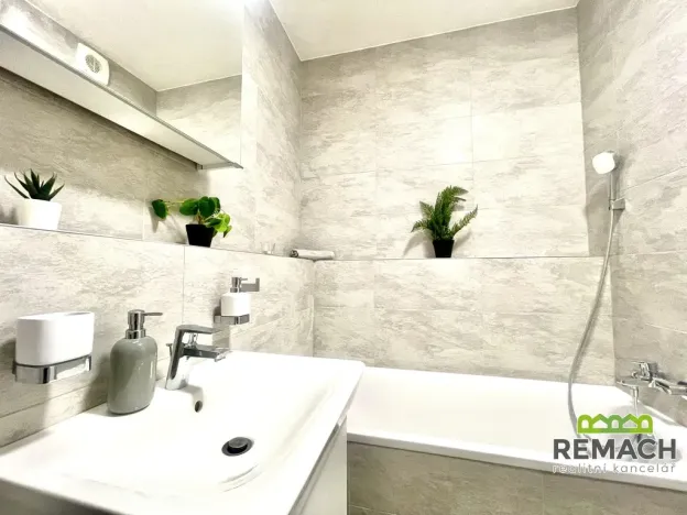 Pronájem bytu 2+kk, Brno, Líšeňská, 45 m2