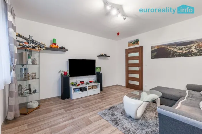 Prodej bytu 2+1, Stráž pod Ralskem, Mlýnská, 56 m2