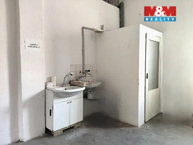 Pronájem obchodního prostoru, Církvice - Jakub, 100 m2