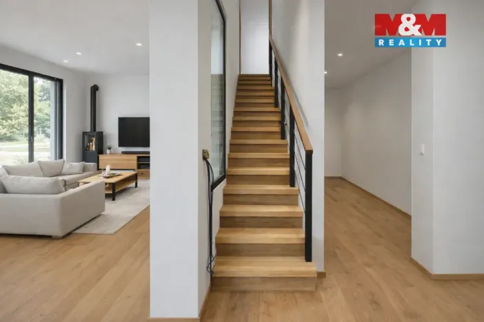 Prodej rodinného domu, Benešov, 327 m2