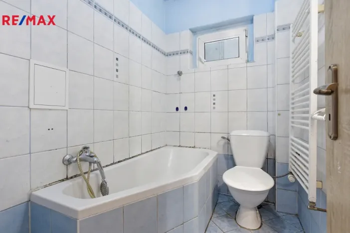 Prodej bytu 2+1, Karlovy Vary - Drahovice, Mattoniho nábřeží, 49 m2