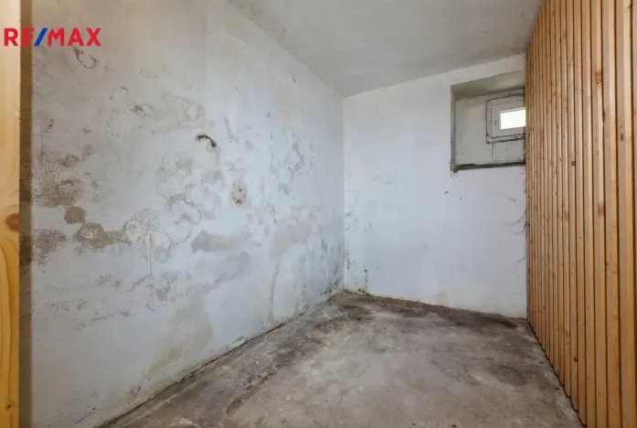 Prodej bytu 2+1, Karlovy Vary - Drahovice, Mattoniho nábřeží, 49 m2