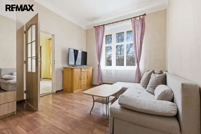 Prodej bytu 2+1, Karlovy Vary - Drahovice, Mattoniho nábřeží, 49 m2