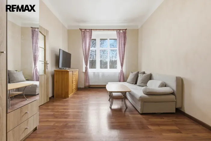 Prodej bytu 2+1, Karlovy Vary - Drahovice, Mattoniho nábřeží, 49 m2