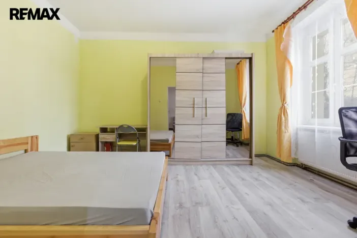 Prodej bytu 2+1, Karlovy Vary - Drahovice, Mattoniho nábřeží, 49 m2