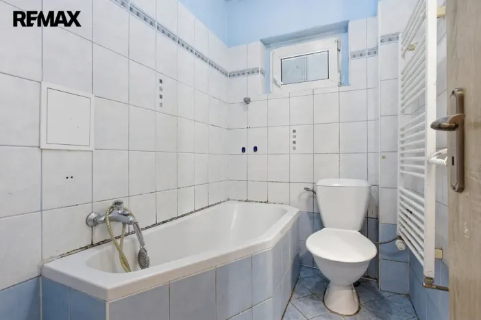 Prodej bytu 2+1, Karlovy Vary - Drahovice, Mattoniho nábřeží, 49 m2