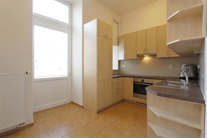 Pronájem bytu 2+1, Brno, Hybešova, 73 m2