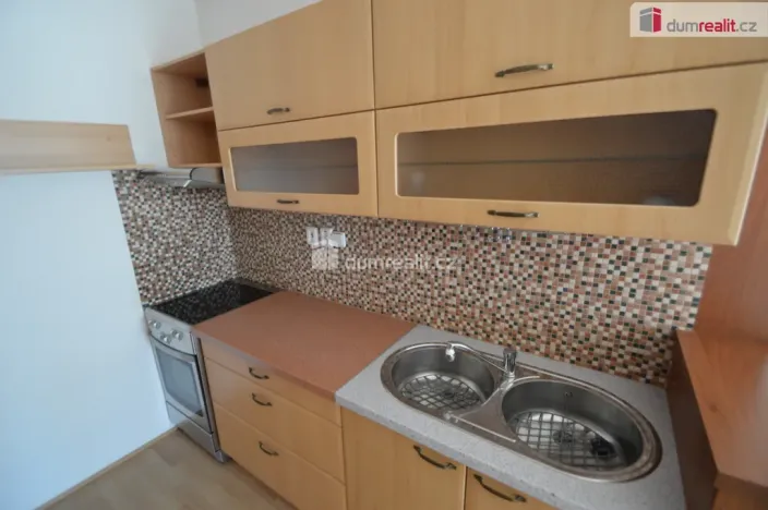 Pronájem bytu 2+kk, Praha - Žižkov, Na rovnosti, 44 m2