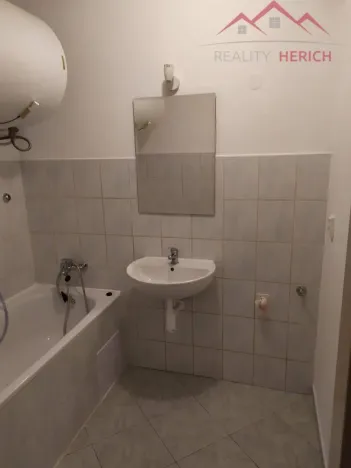 Prodej bytu 3+1, Chomutov, Kadaňská, 74 m2