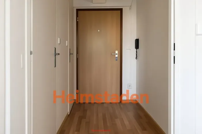 Pronájem bytu 1+kk, Orlová - Lutyně, Okružní, 28 m2