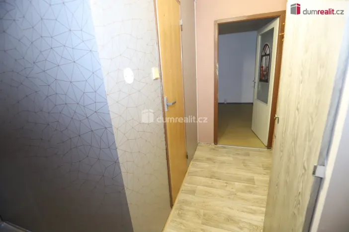 Pronájem bytu 1+1, Sokolov, Křížová, 41 m2