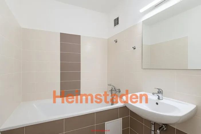 Pronájem bytu 2+1, Frýdek-Místek - Místek, Dr. Antonína Vaculíka, 53 m2