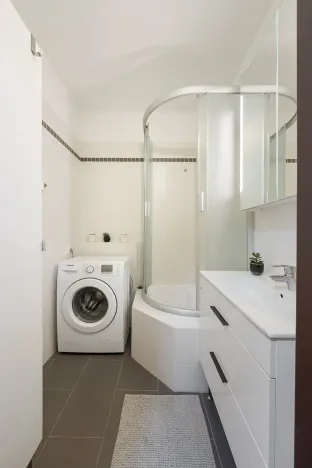 Prodej bytu 2+kk, Praha - Podolí, Hudečkova, 47 m2