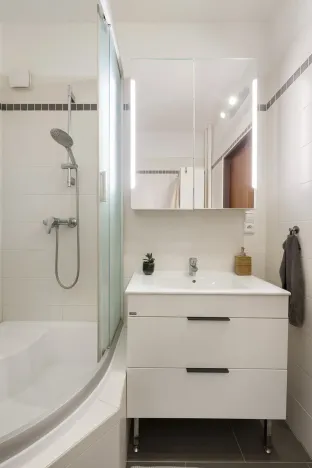 Prodej bytu 2+kk, Praha - Podolí, Hudečkova, 47 m2