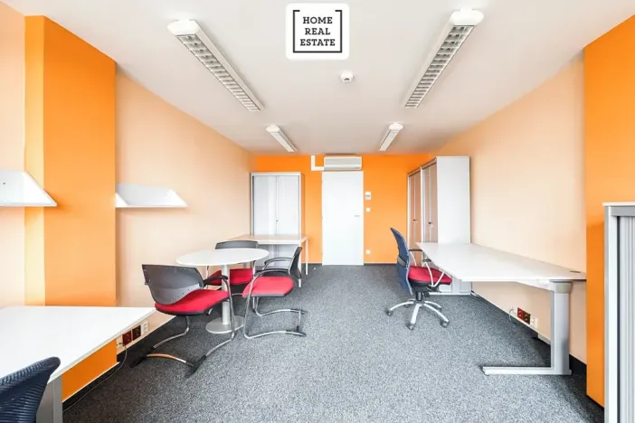 Pronájem kanceláře, Kolín, Rubešova, 634 m2