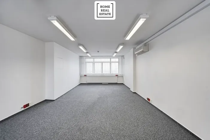 Pronájem kanceláře, Kolín, Rubešova, 634 m2