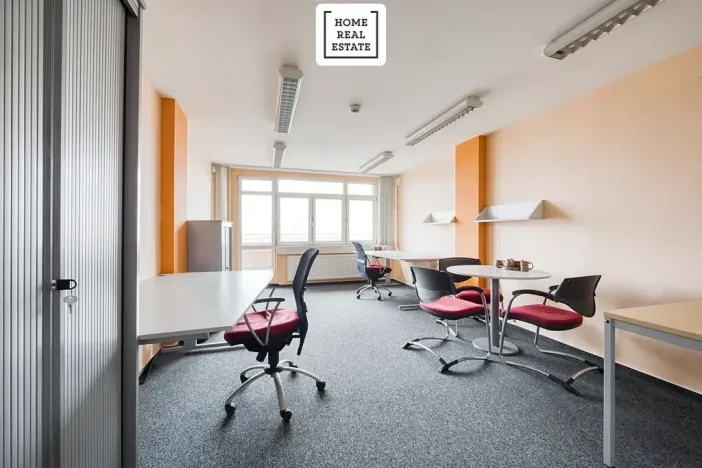 Pronájem kanceláře, Kolín, Rubešova, 634 m2