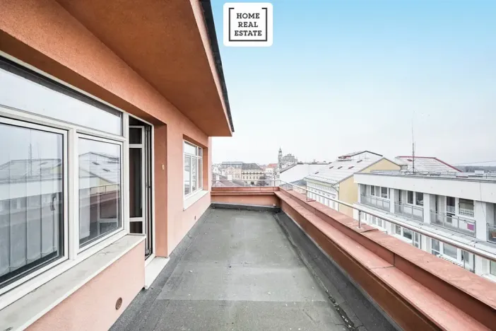 Pronájem kanceláře, Kolín, Rubešova, 256 m2