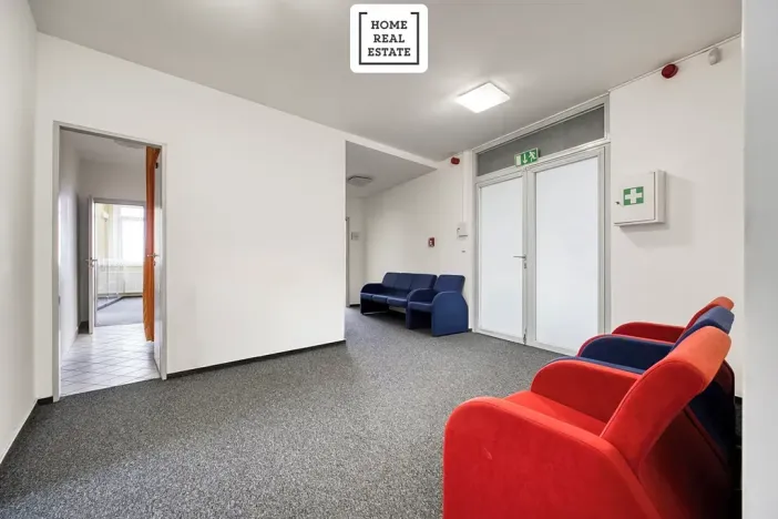 Pronájem kanceláře, Kolín, Rubešova, 378 m2