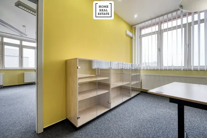 Pronájem kanceláře, Kolín, Rubešova, 378 m2