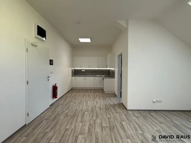 Pronájem bytu 1+kk, Rajhrad, Stará pošta, 35 m2