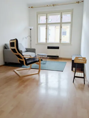 Pronájem bytu 2+kk, Praha, Žerotínova, 48 m2