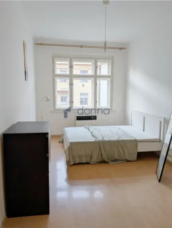 Pronájem bytu 2+kk, Praha, Žerotínova, 48 m2