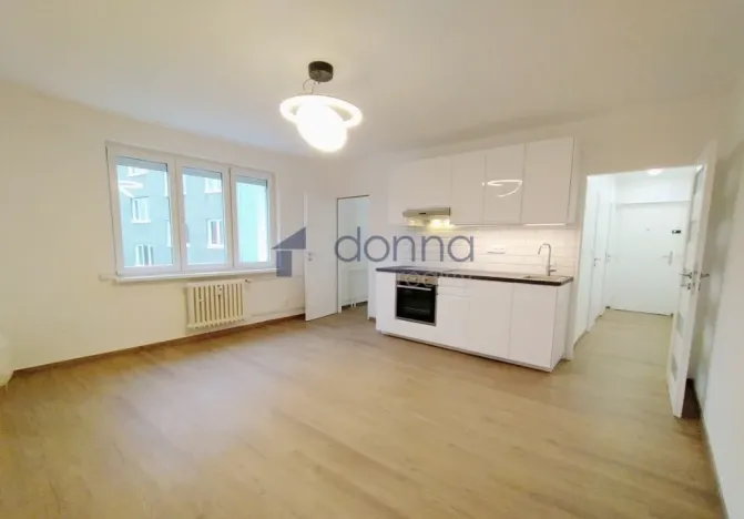 Pronájem bytu 2+kk, Praha, Vrbenského, 40 m2