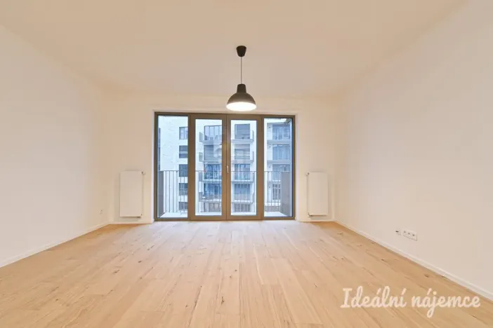 Pronájem bytu 1+kk, Brno, Bratislavská, 40 m2