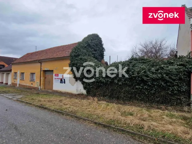 Prodej rodinného domu, Hluk, 296 m2