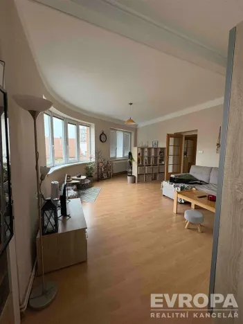 Pronájem bytu 1+1, Kolín - Kolín IV, Školská, 55 m2