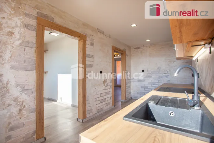 Pronájem bytu 2+1, České Budějovice - České Budějovice 2, M. Horákové, 52 m2