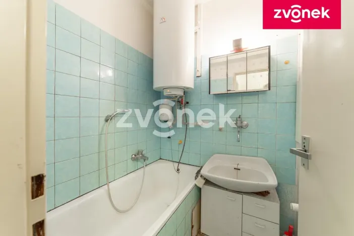 Pronájem bytu 1+1, Zlín - Malenovice, Tyršova, 32 m2