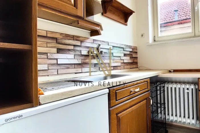 Pronájem bytu 1+1, Domažlice, náměstí Míru, 31 m2